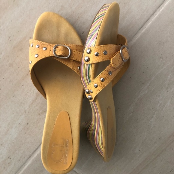 Spring/summer step-ins - Picture 2 of 3